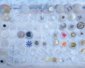 Mixed Clear/Frosted Buttons,15mm(24L)~25mm(40L)Random combination,craft/sewing/applique/decoration.