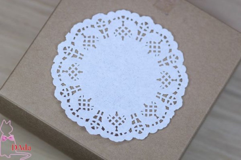 White,Off White Round Lace Paper Doilies Doyleys Vintage Coasters, 100pcs/200pcs. Additional emergency shipping. image 5