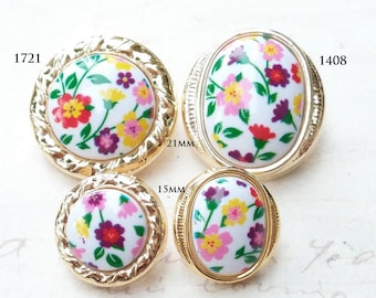 15mm(24L)/21mm(34L),Fresh Spring Flowers Printed buttons.Exclusively customized and sold.