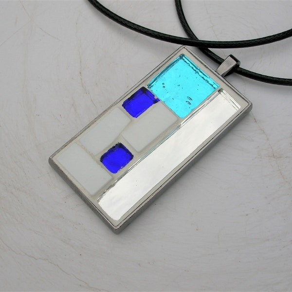 Pendentif mosaique bleu argenté