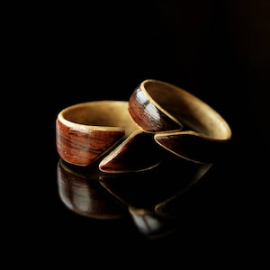 Matching Couples Rings Wood Ring Set · Handmade Rosewood & Maple Bentwood Rings · Bentwood • Couples Gift • Unique ring Set