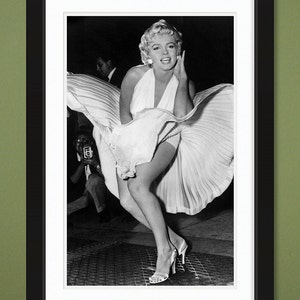 Celebrities – Marilyn Monroe 4 (12x18 Heavyweight Print)