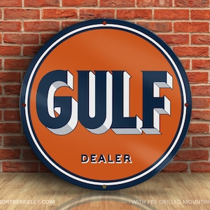 Gulf – Dealer – Petroliana Vintage Reproduction Gas Station Sign (23.5&quot; Round DIBOND™ Aluminum Composite)
