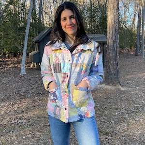 Abrigo de trabajo con patchwork, totalmente forrado / Talla XS