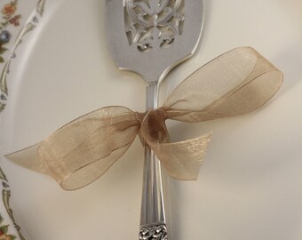 Vintage Pie/Cake Server