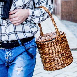 Wicker shopping handle basket purse with lid, Jane Birkin basket, Round wicker canes basket, Vintage basket, Inspirational women gift