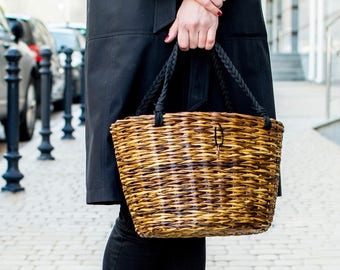 Wicker straw basket bag, French shopping brown basket, Vintage straw shoulder bag purse, Summer straw bag, Inspirational women gift