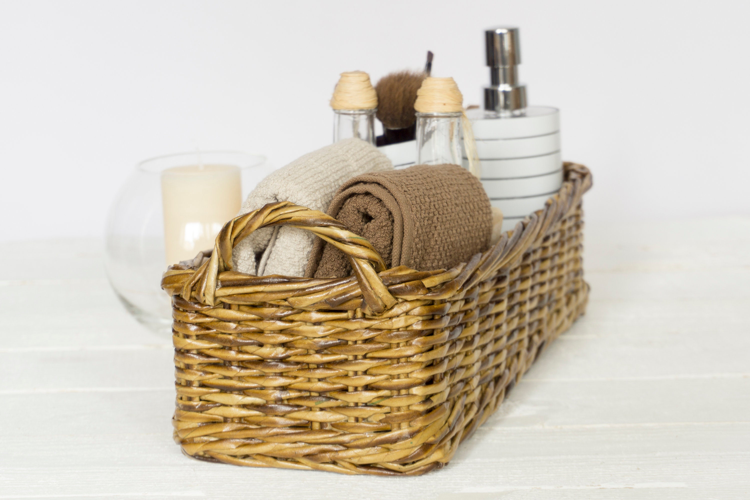 Bathroom Perfume Organizer Vanity Basket, Storage Wicker Basket, Catch All  Dresser Tray, Vintage Serving Wicker Basket With Leather Handles 
