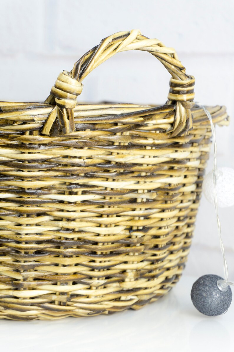 Large round wicker basket with handles Kitchen fruits Etsy