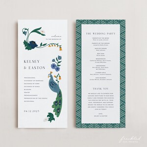 Puede incluir: Programa de la ceremonia de boda con una ilustración de pavo real. El programa enumera el orden de los eventos de la ceremonia de boda, incluyendo la procesión, el intercambio de votos y la presentación de la pareja. El programa también incluye los nombres de los miembros de la fiesta de bodas. El texto "Kelsey & Easton" está en la parte superior del programa.