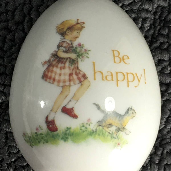 Vintage Treasures of the Heart Porcelain Egg Be Happy! Girl & Cat Made in Japan