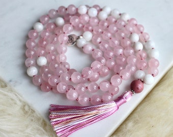 Collier mala en pierre de lune, perles de mala en quartz rose 108, mala noué, collier à pampilles, bijoux de yoga, perles de méditation, bijoux spirituels, bohème