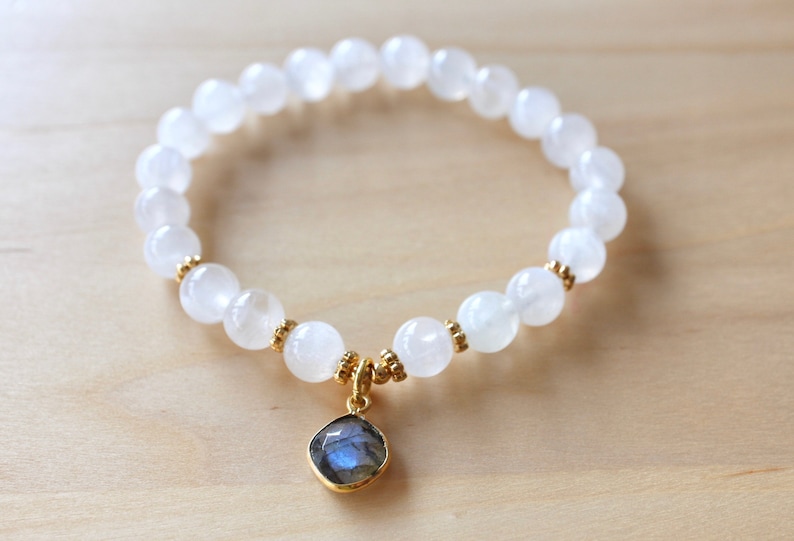 Moonstone Bracelet, Moonstone Mala Bracelet, Wrist Mala Beads, Labradorite Pendant, Moon Bracelet, Yoga Jewelry, Mala Kette, Boho Bracelet image 3