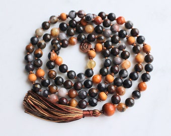 NOURISH/ Contas de Jasper Mala, Colar de Sândalo Mala, Mala com Nó, Colar de Borla, Joias de Yoga, Contas de Meditação, Joias Espirituais, Boho