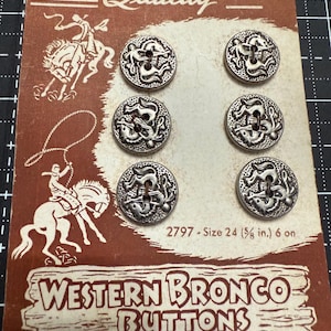 Antike 1950 oder 1960er Western Bronco Buttons auf einer Karte / Größe 24 / gehobene Qualität