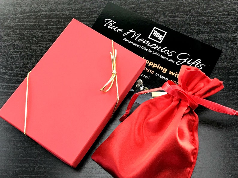 Personalized Love Lock for Lovers, Custom Engraved Padlock with Key Engraved Heart-shaped Love Lock, Travel to Paris Bridge Love Locks Engagement Anniversary Valentines for Lovers Red Custom Wedding Gift, Padlock Love Lock for Curaçao honeymoon trip