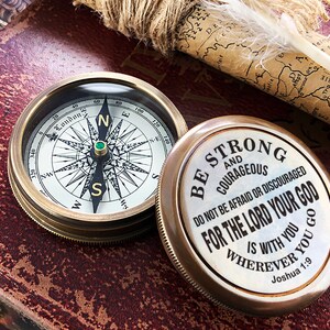 Custom Engraved Brass Compass Personalized Antique Working Compass Gift for Men, Anniversary Gifts, Father’s Day Gift, Birthday Gift for Him