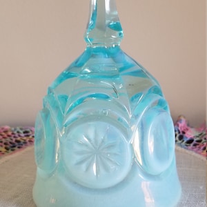 Fenton Blue Opalescence Bell, Fenton Blue Knobby Bull&#39;s Eye Bell, Fenton Bell, Fenton Blue Bell, Fenton Opalescence,