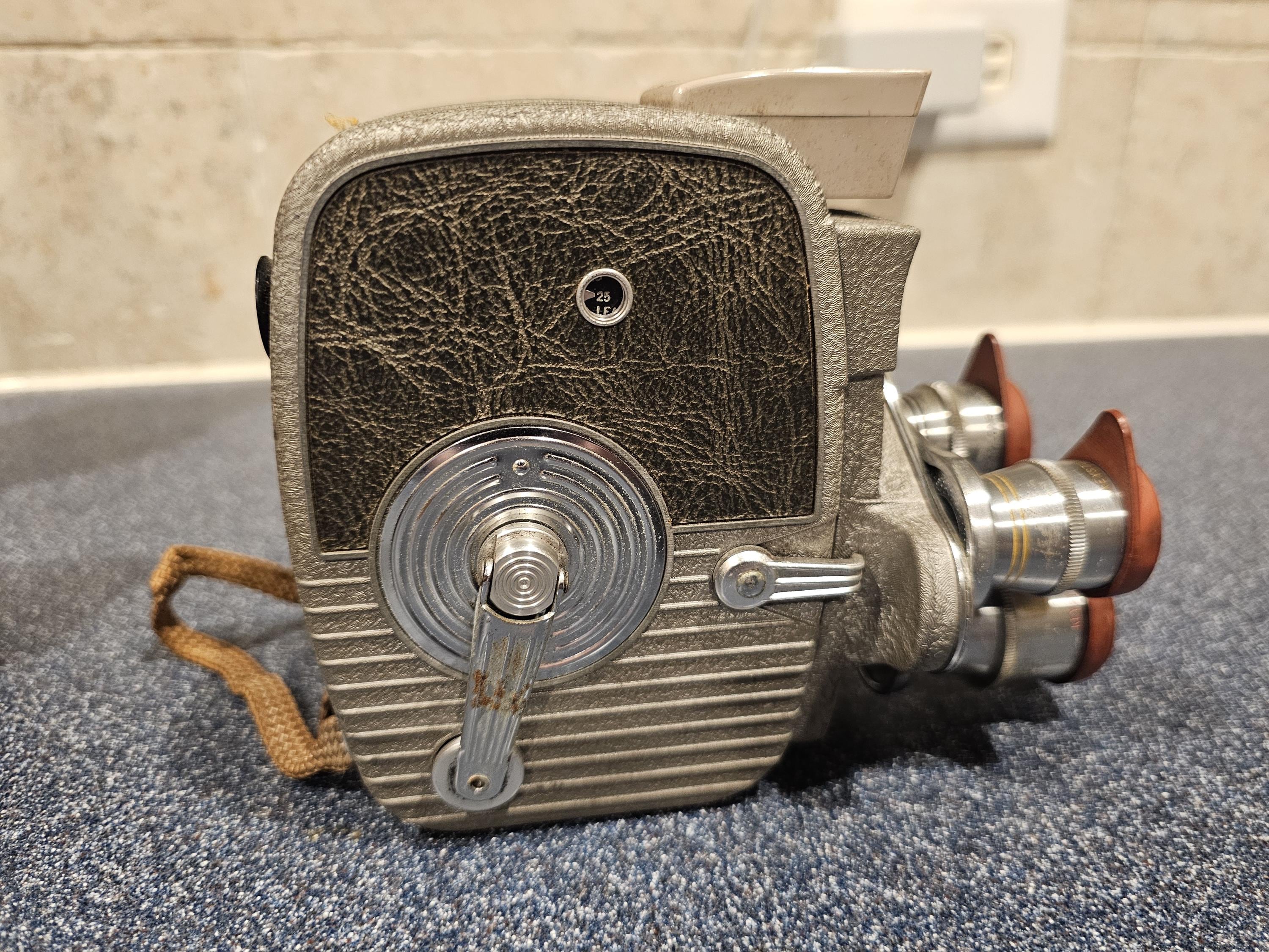 RARE ANCIENNE CAMÉRA 8 mm wollensak 43 3 objectifs EUR 50,00 - FR