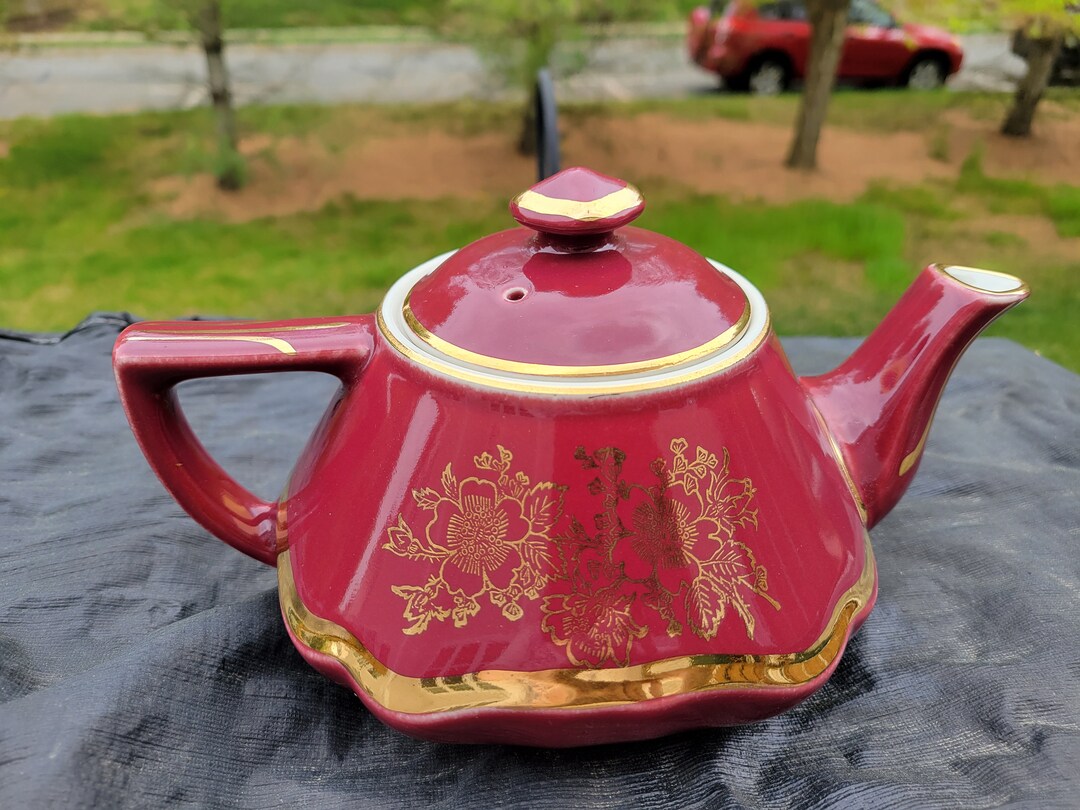 Hall Teapot 0173, Vintage Hall Pottery USA Teapot 0173, Hall Teapot Baltimore Maroon Gold Gilt