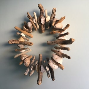 12 Driftwood and Seashell Wreath image 2