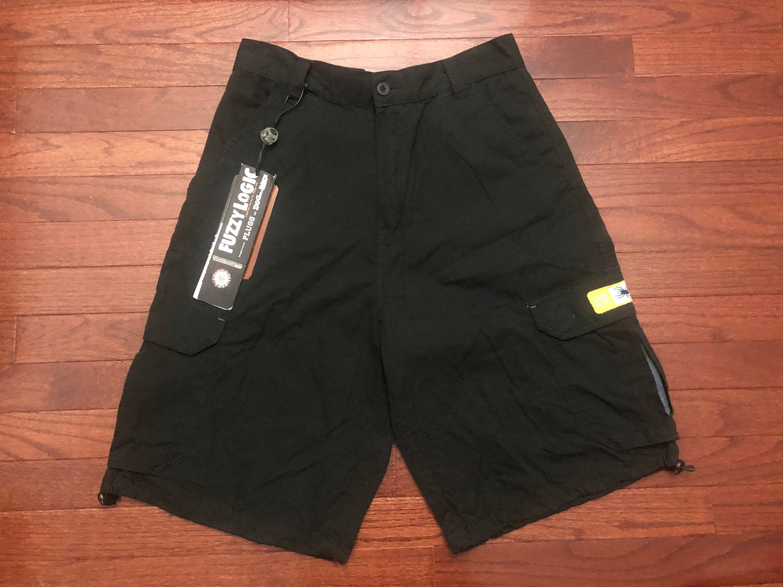 NEW Kid's Size 20 2001 Plugg Jeans Cargo Shorts Youth Black NEW Kid's Size 20 2001 Plugg Jeans Cargo Shorts Youth Black