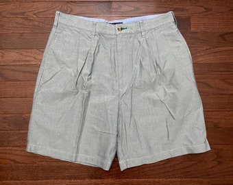 Size 34 1999 Tommy Hilfiger Golf shorts men's gray vintage 1990's Crest pleated golfer E