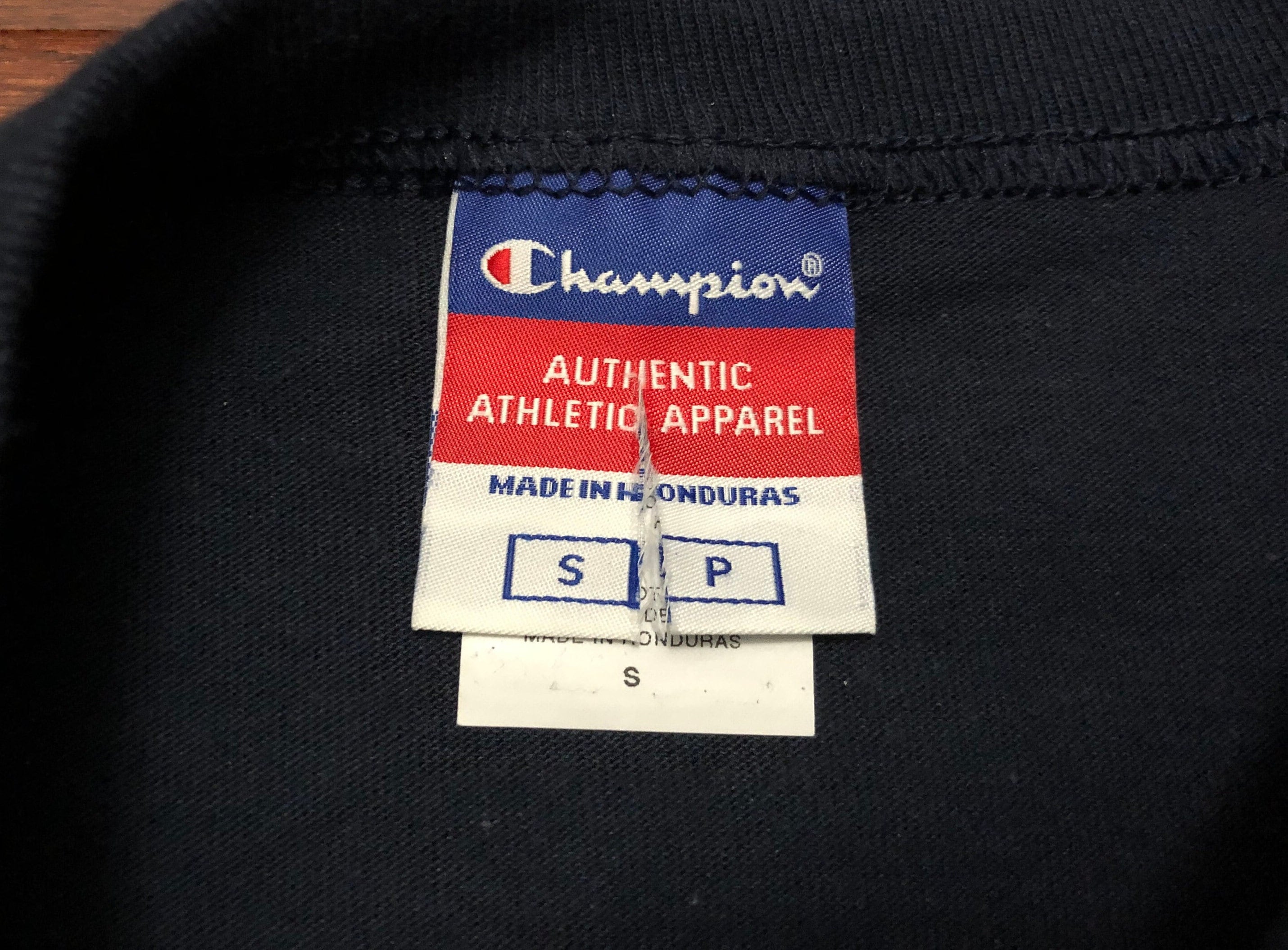 Small Vintage Champion Authentic Athletic Apparel T Shirt Men's Dark Blue  Blank Tee E 
