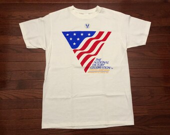 NEW Large 1991 Operation Desert Storm men's T shirt white blue red American flag National Victory Celebration 90's vintage 1990's Delta E