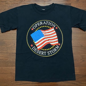 Medium 90&#39;s Operation Desert Storm T shirt men&#39;s black yellow red white blue vintage 1990&#39;s American Flag E