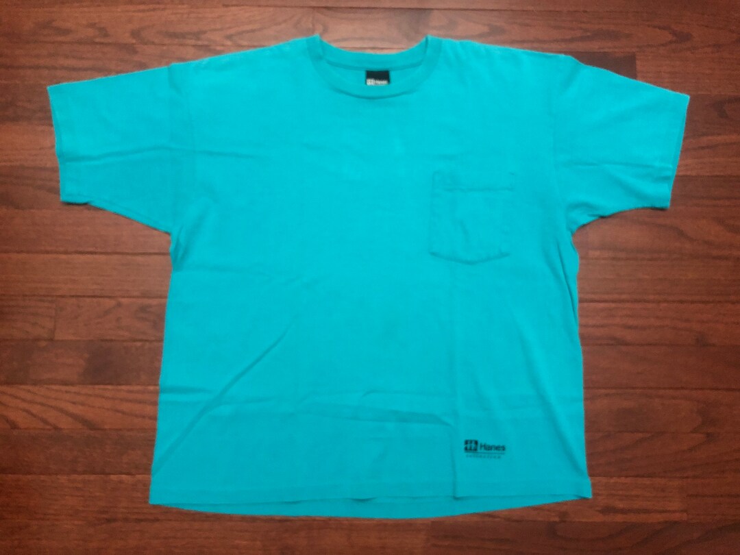 Medium 90's Hanes Collection Pocket T Shirt Men's Blue Black