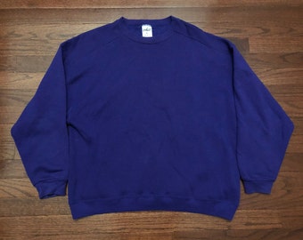 Women's Large 80's Chic sweatshirt ladies purple vintage 1980's blank crew neck Made in the USA E