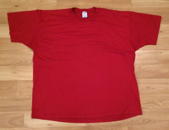 3xl red t shirt