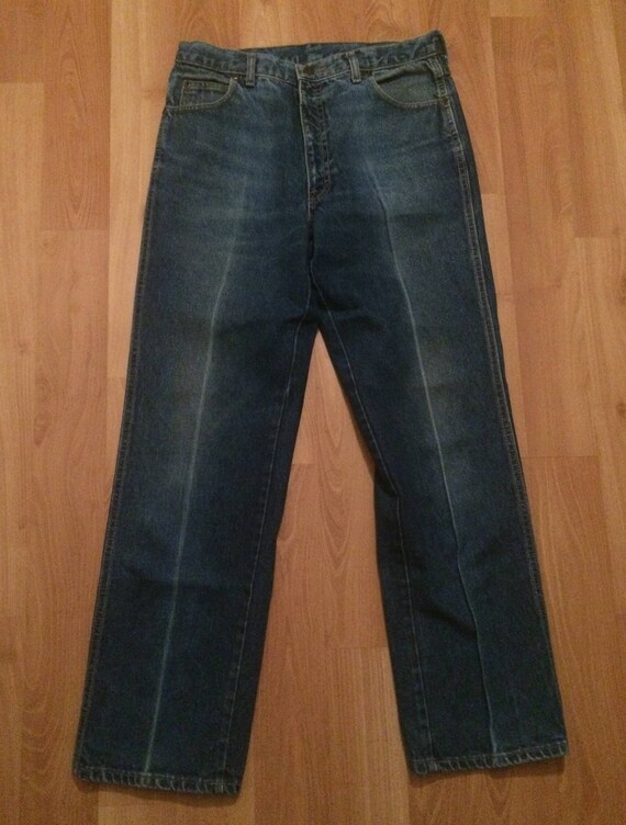 what is a 33 in jeans