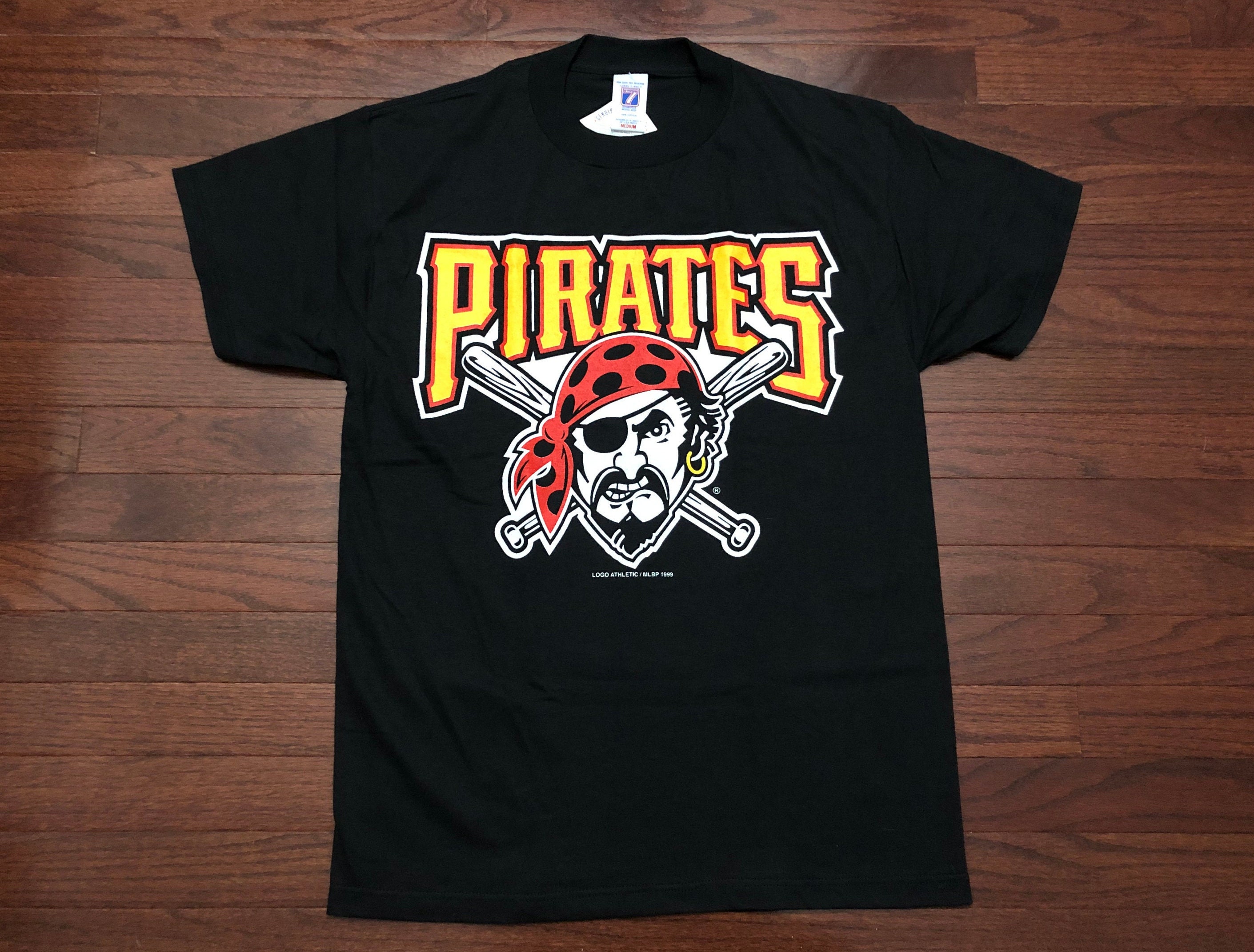 LOGO 7, Shirts, Vintage Pittsburgh Pirates T Shirt