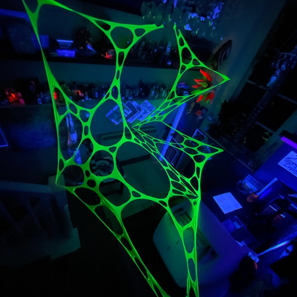 UV-groen evenementdecor, trippy plafondluifel, psychedelische wanddecoratie, trippy stretchlycra. Festivals, raves, verjaardagen, snoezelkamer