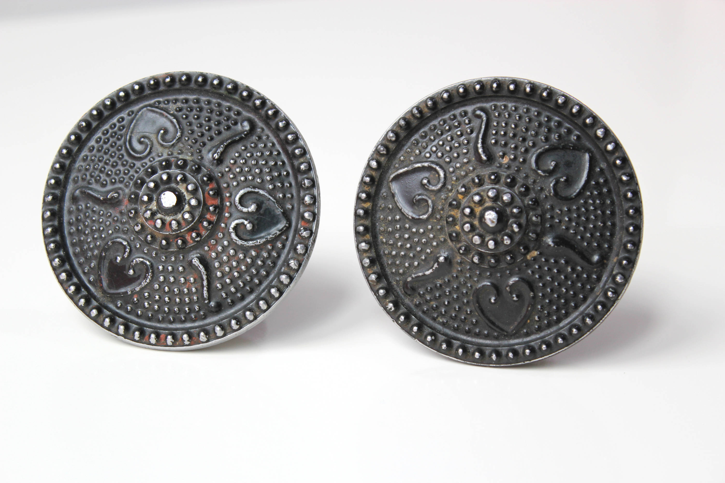 One Black Metal door knob vintage door knobs round door Etsy