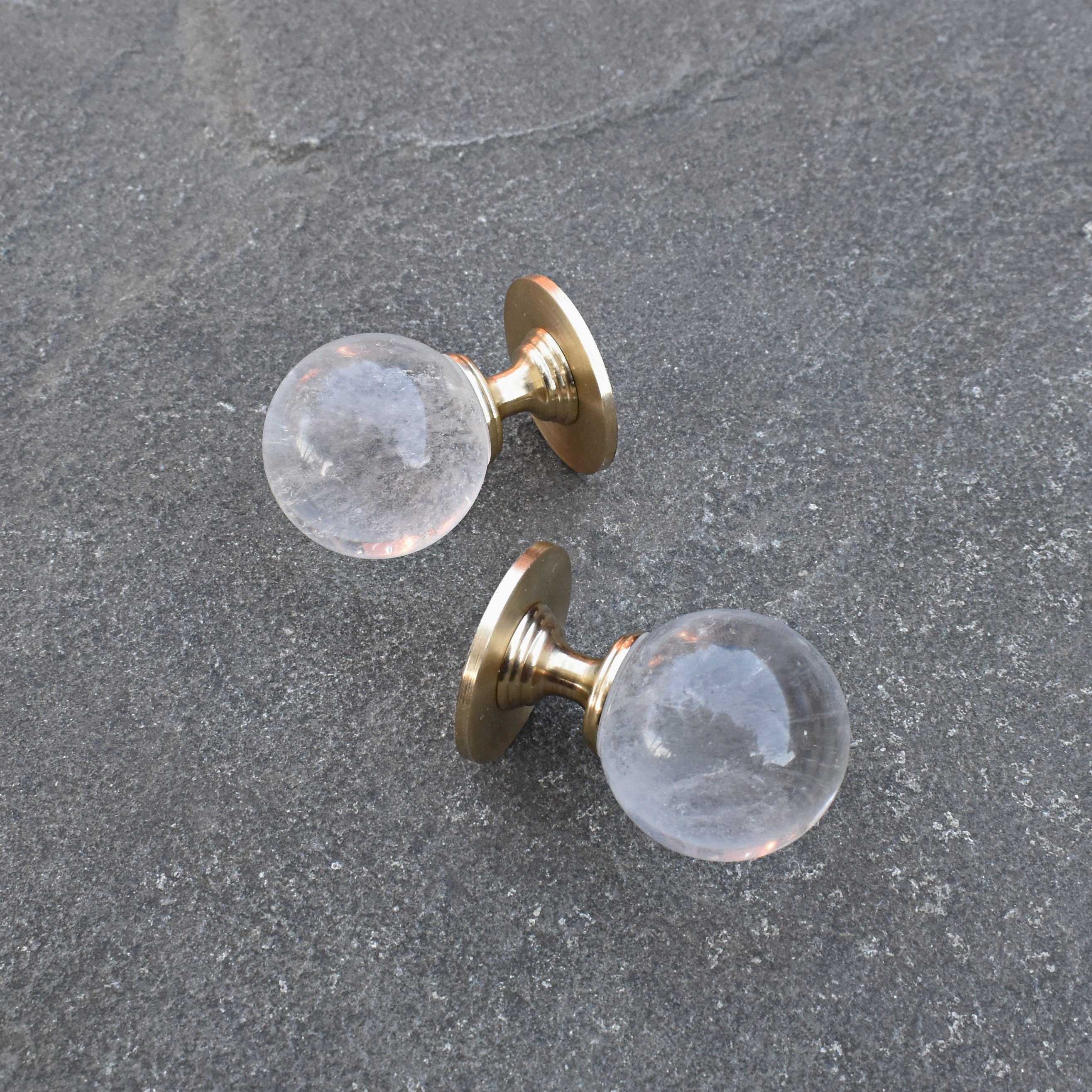 Perillas de gabinete de esfera de cristal de cuarzo fantasma. | Etsy