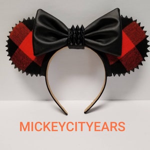 Deep orange and black buffalo check ears. 2 styles bild 1