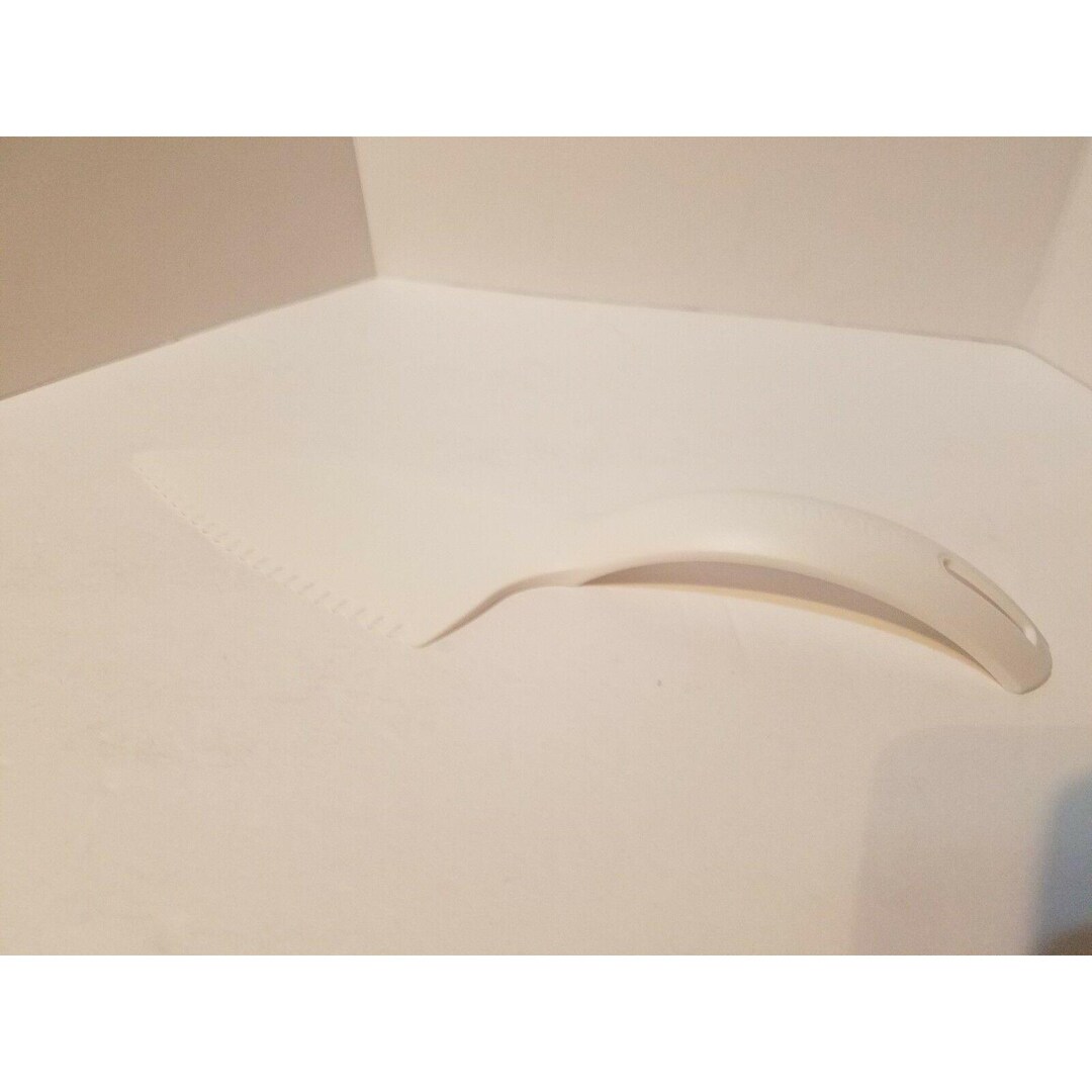 tupperware petite fromagère cave à fromages blanche neuve individuelle
