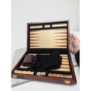 Reise Backgammon Set Holzkoffer Vintage Holzstücke