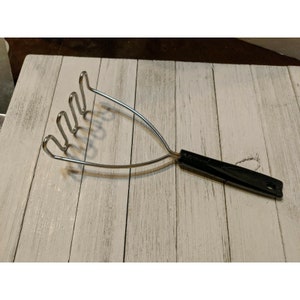 Vintage EKCO #9 Potato Vegetable Masher Black Handle Utensil 9&quot;