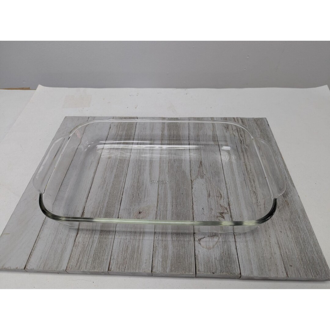 Pyrex 232 Clear Glass Rectangular Baking Dish 2.2 Qt 8