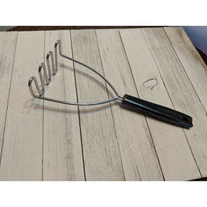 Vintage EKCO #7 Potato Vegetable Masher Black Handle Utensil 9&quot;