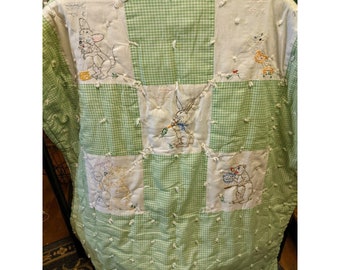 Baby Quilt Gingham Hand Made Animals Green Applique Embroider Vintage 56" x 39"