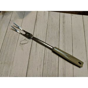 Vintage EKCO #3 Chromium Plate Solid Meat Utility Fork Avocado Green 11 1/2&quot;
