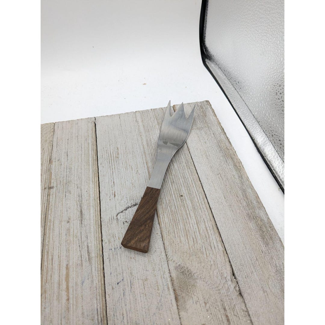 Stainless Steel Salad Server Fork With Wood Handle 7 1/2