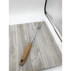 Vintage EKCO Halo #1 Solid Meat Utility Fork Tan Wood Handle 12 1/2&quot;