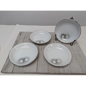 Vintage Kutani Set 4 Berry Dessert Bowls 5 1/2&quot; White Silver Gray Bursts Japan