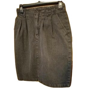 Liz Claiborne Jean Skirt Size 8 Denim Black Modest Womens  LizSport Liz Sport